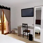 Hotel Logis Le Regal &