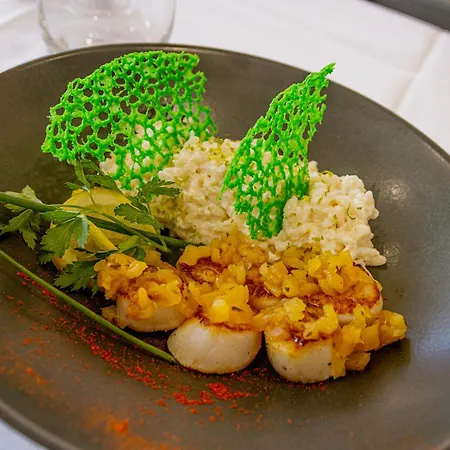 Logis Le Regal & فندق Saint-Die-des-Vosges