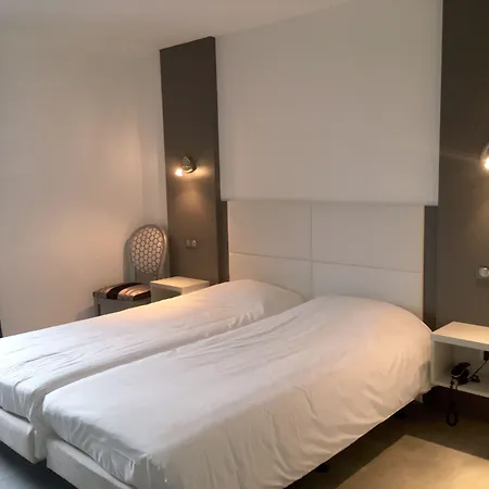 Logis Le Regal & 3*