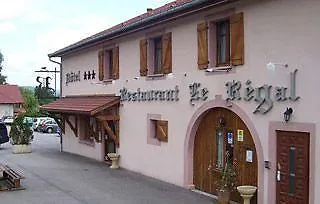 מלון Logis Le Regal &